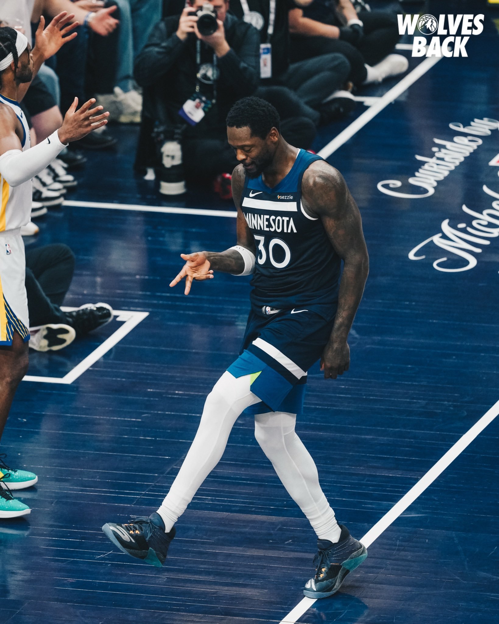 德布劳内重要时刻败北，雄鹿带队取胜！