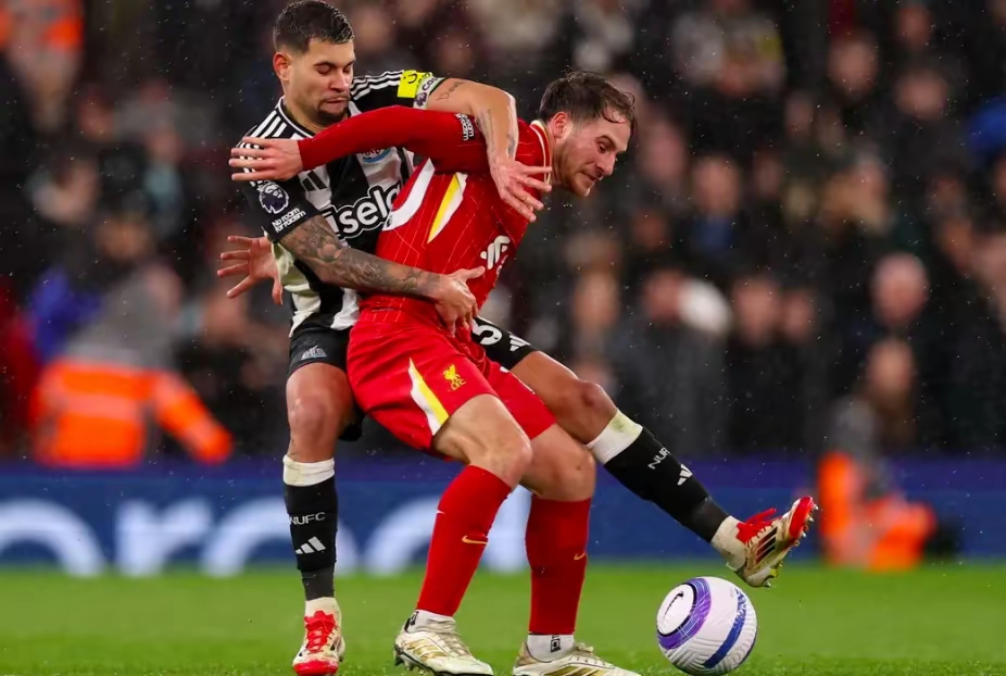 九游体验-锐不可当首场状态出色，利物浦观众沸腾！，德约科维奇重返赛场全场沸腾不已-九游体验