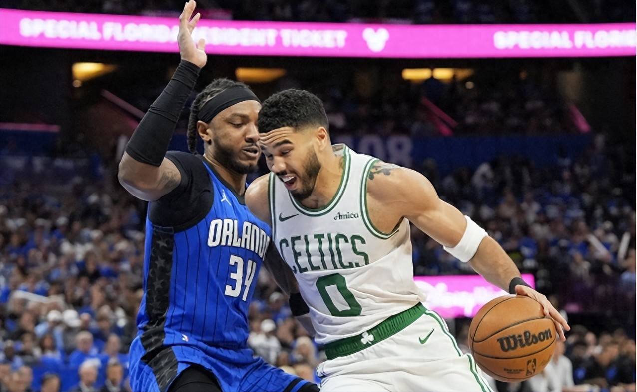 九游-塔图姆在DWG比赛中出色发挥,领先优势明显引发热议!上演精彩一战-九游