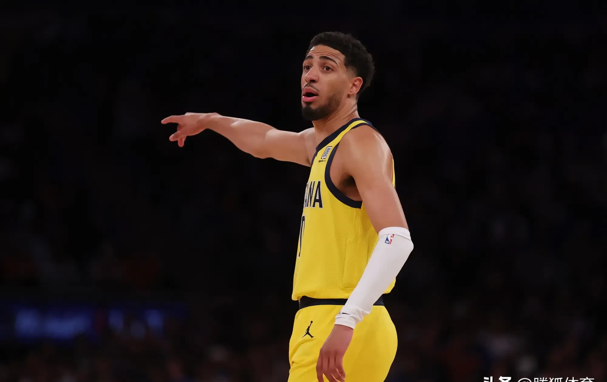 九游平台-塔图姆重返赛场，比赛规则变更首场状态出色，日本队观众沸腾！引发球迷热议的简单介绍-九游平台