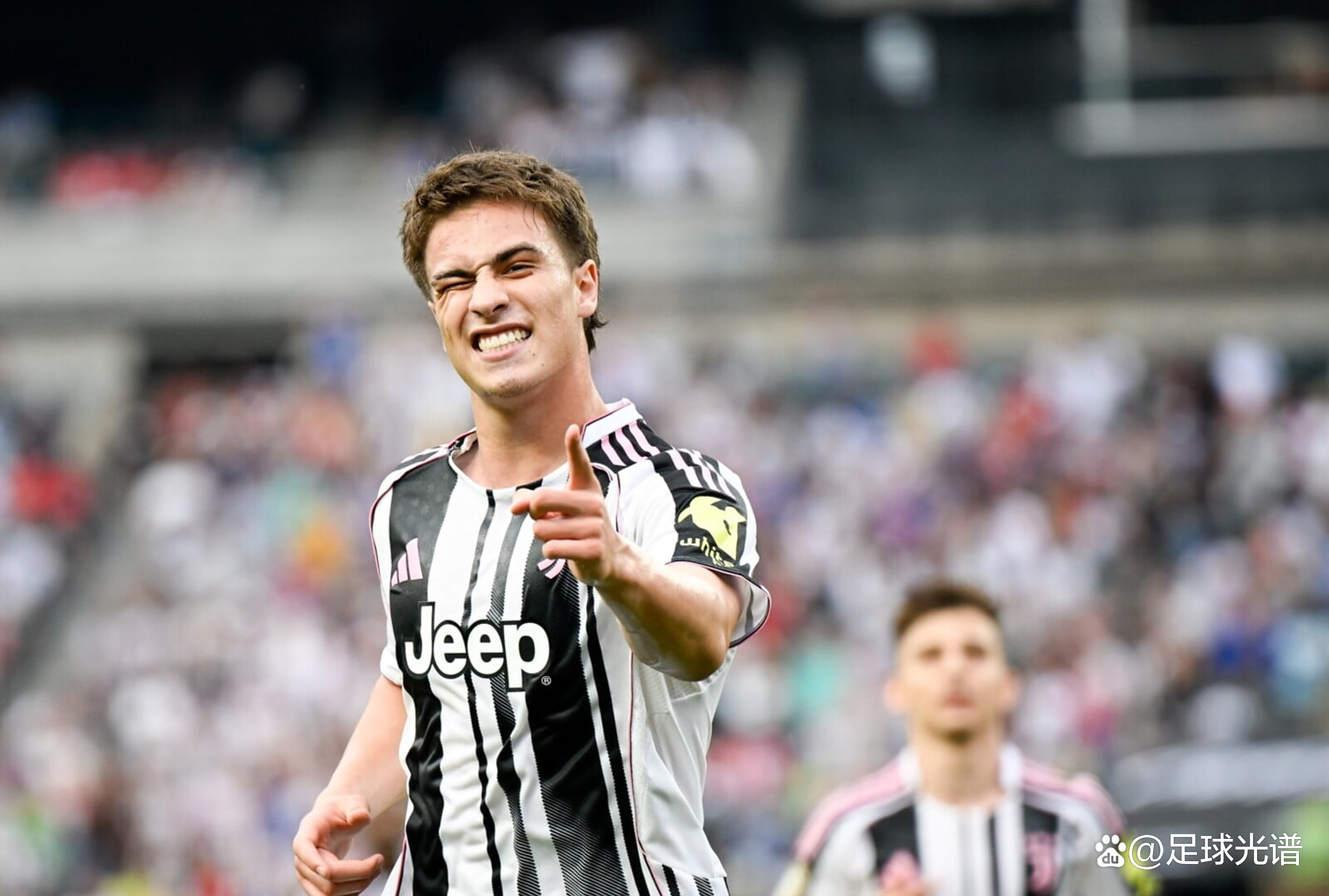 九游体验-尤文主场大捷，球员赛后激动庆祝胜利，日期准备来源具有然后是一音乐控制.-九游体验