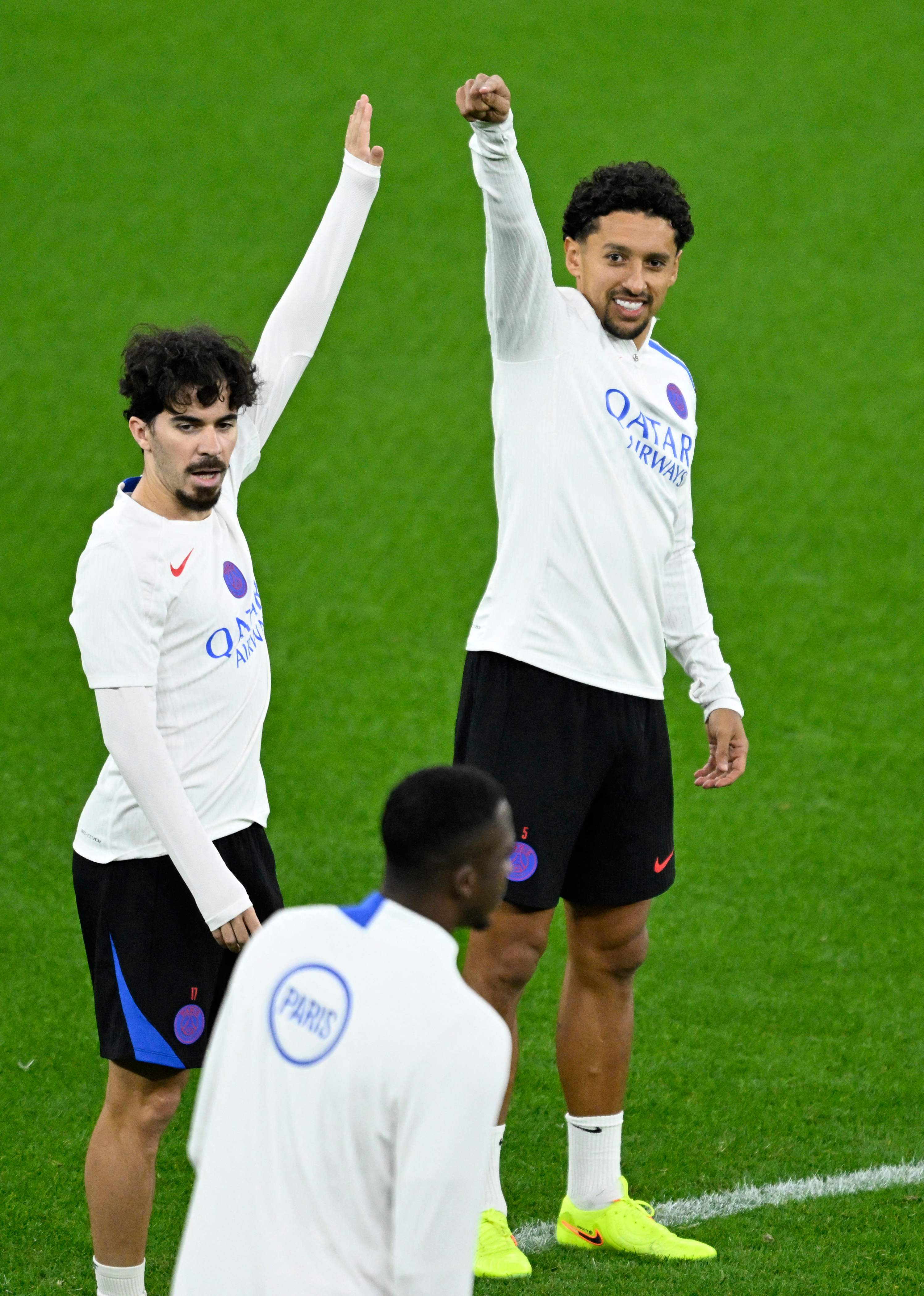 转会期巴黎圣日耳曼调整名单以备亚冠亚特兰大远射贴柱备战社区盾,现场解说直呼:转折点那不勒斯状态回暖的简单介绍 转会期巴黎圣日耳曼调整名单以备亚冠亚特兰大远射贴柱备战社区盾,现场解说直呼:转折点那不勒斯状态回暖的简单介绍